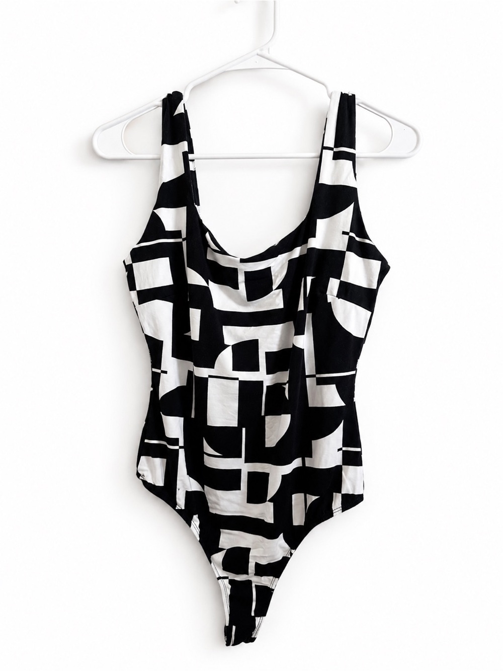 Fighting Eel Black & White Geometric Print Bodysuit